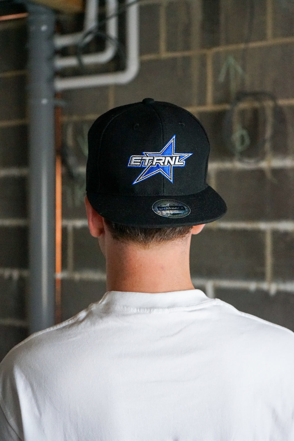 ETRNL STAR FITTED CAP