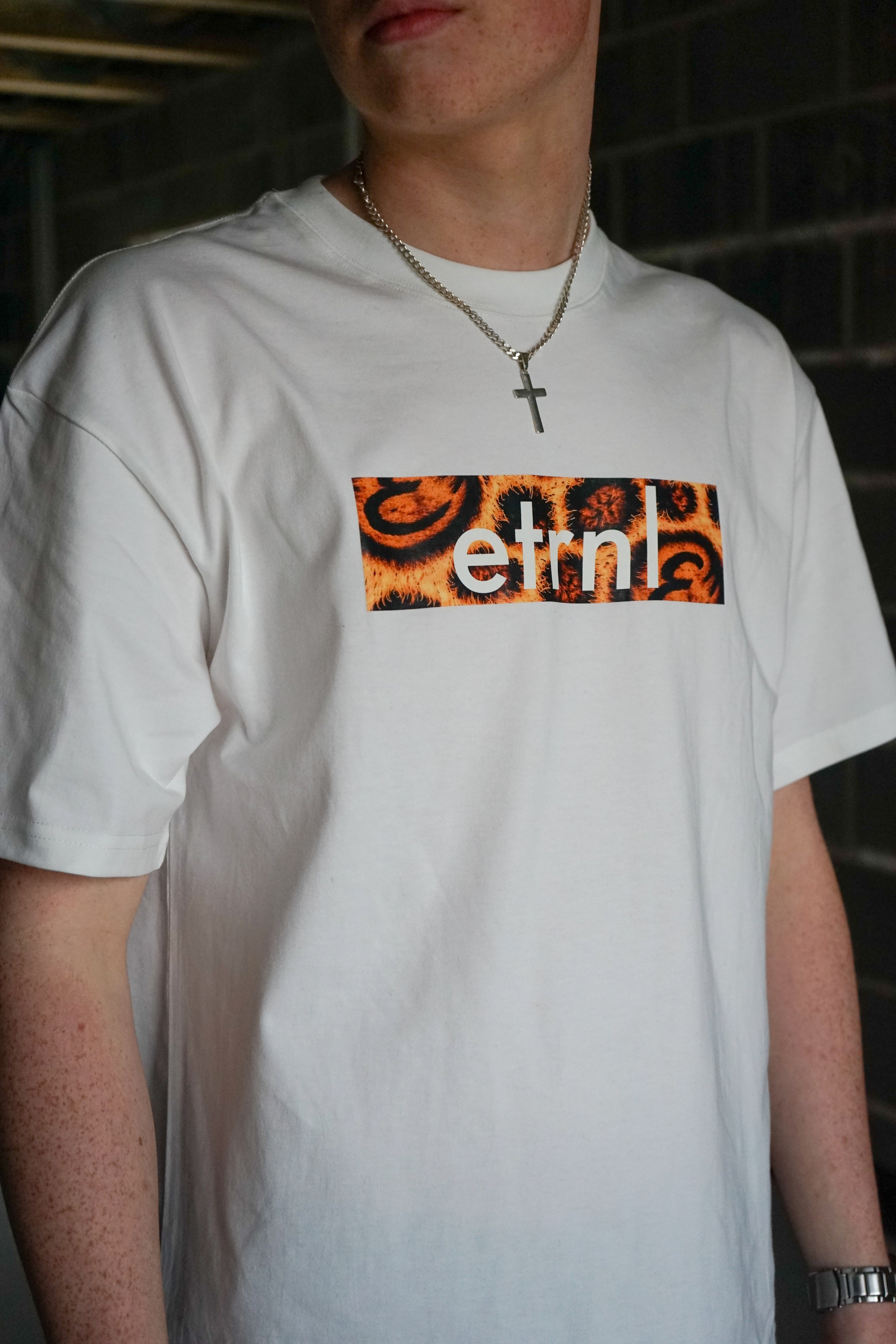 BOX LOGO LEOPARD TEE