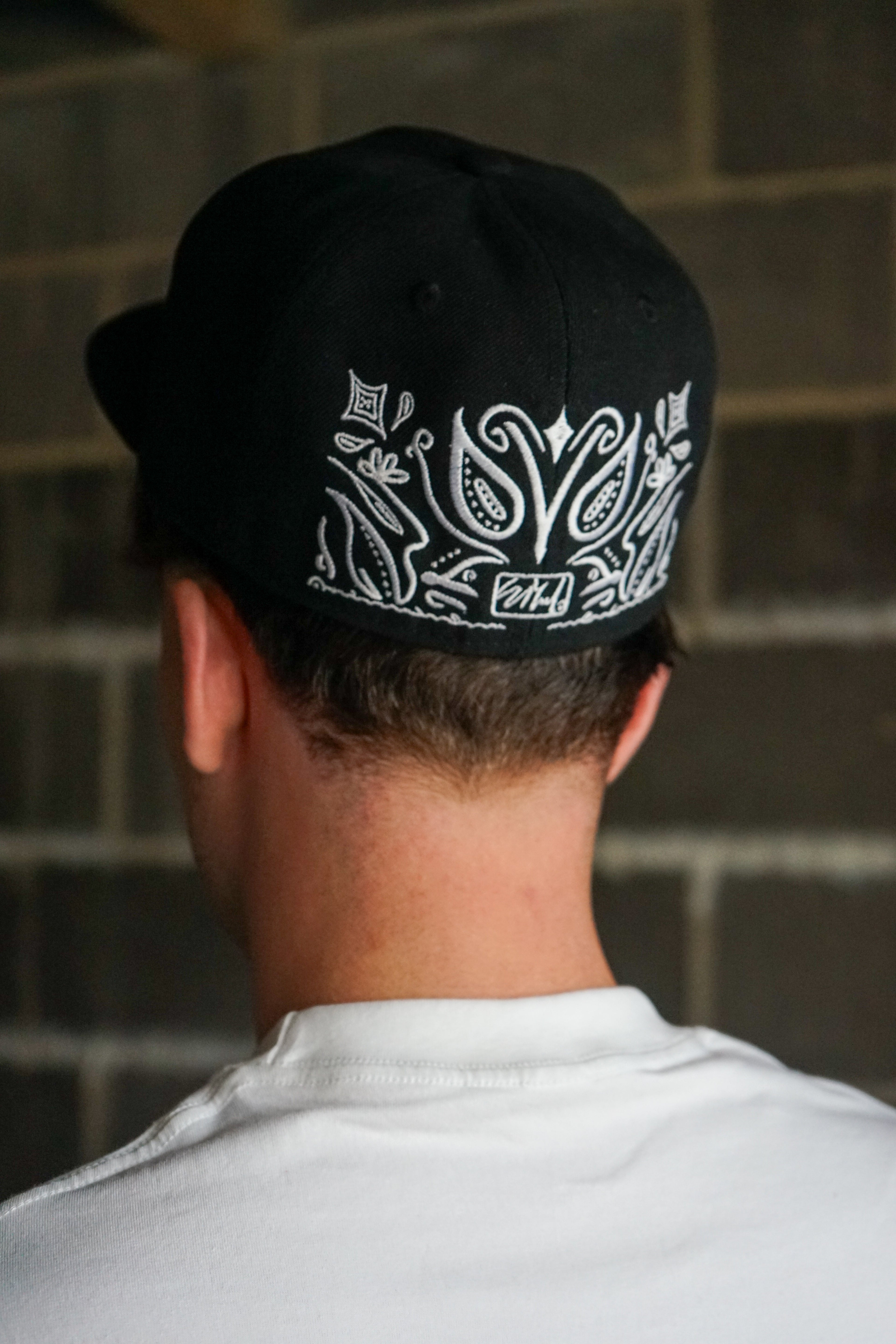 PAISLEY FITTED CAP